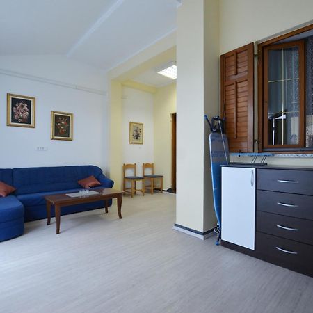 Zminj Apartments Room photo